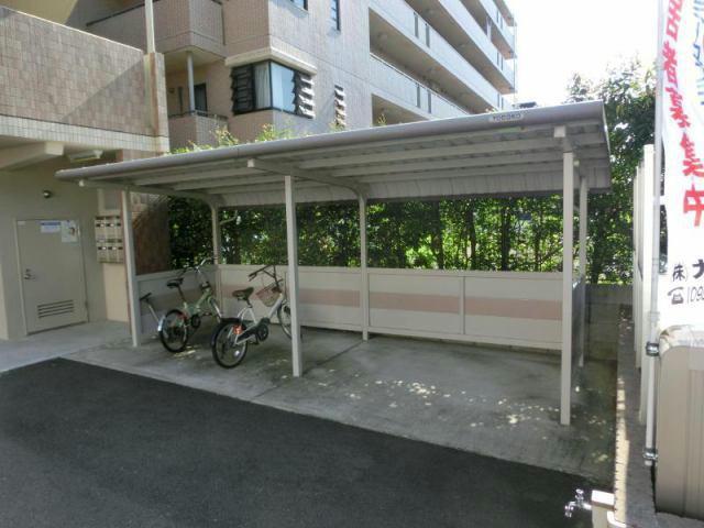 イースト COURT