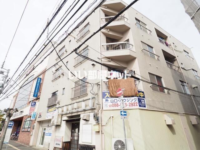 ナロービル
