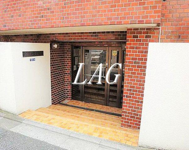 スカイコート新宿