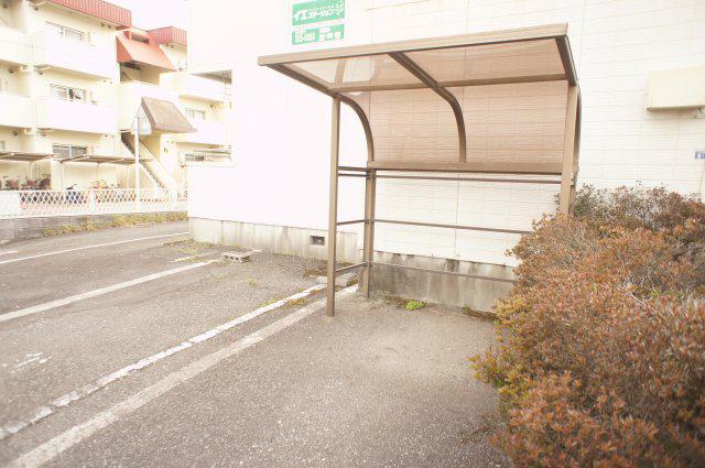 スズランハイツA