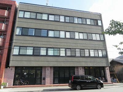 M&MS APARTMENT