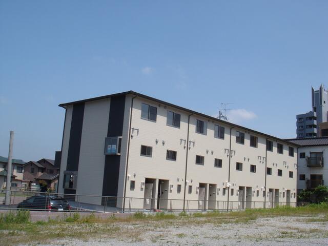 アジュール日明
