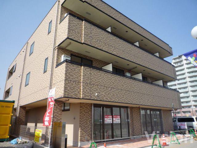 ダイヤモンド サルーン
