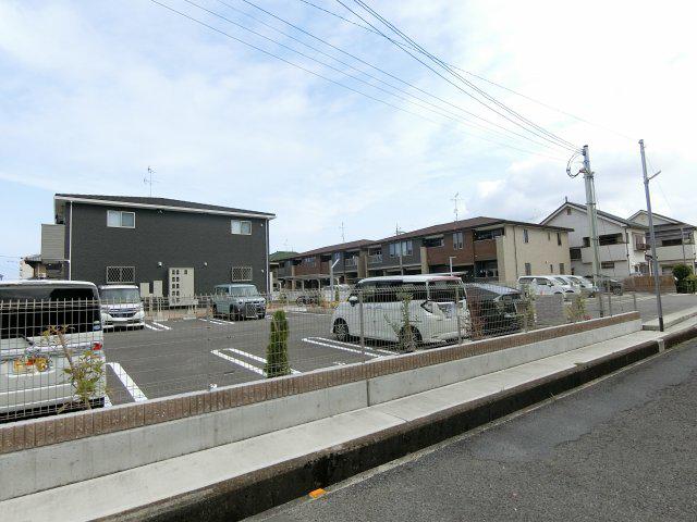 ハーベストコートB