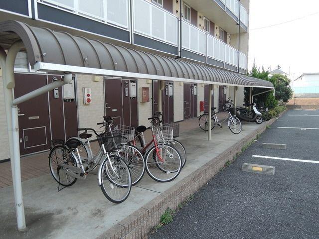 レオパレスアルシオネ
