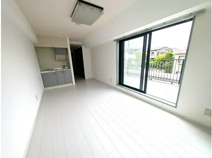 ツバサビル(ワンルーム/5階)の居間写真