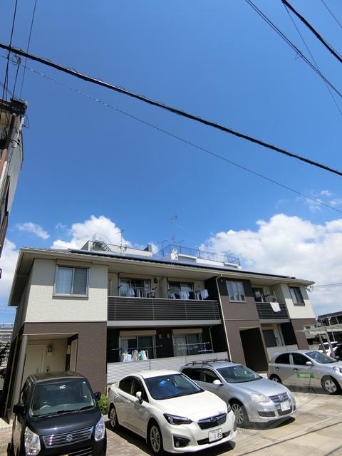 シャーメゾンLEAVES