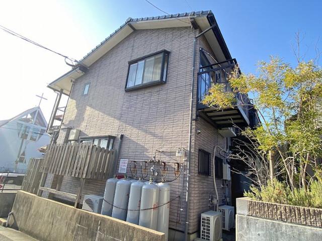デルフィーフジワラ