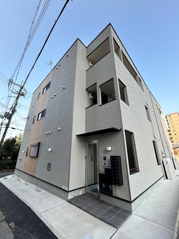 レア・オハナ山科