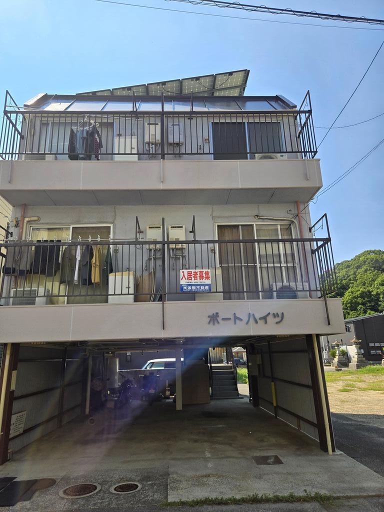 高岡町860‐12 ポートハイツ302(1K/3階)の外観写真