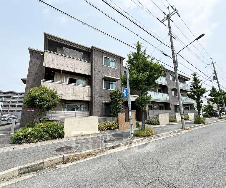 シャーメゾン伏見桂川