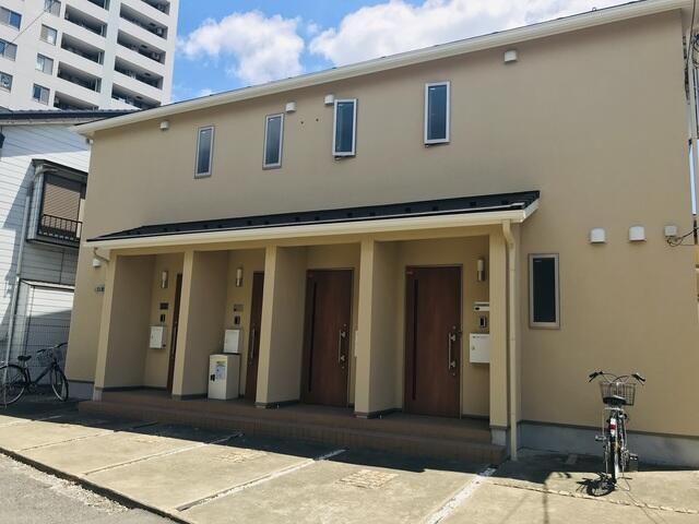 京急本線 花月総持寺駅 徒歩1分 2階建 築14年