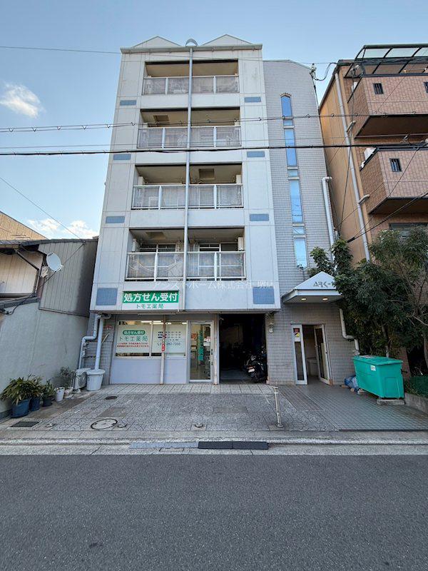 アーク1号館