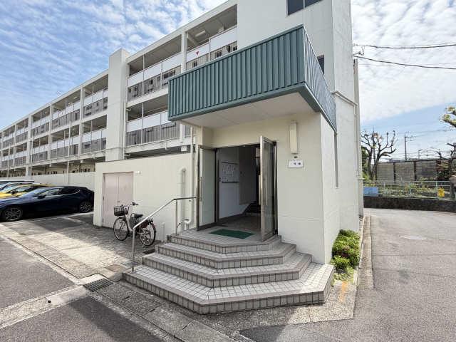 地下鉄名城線 茶屋ケ坂駅 徒歩7分 3階建 築49年