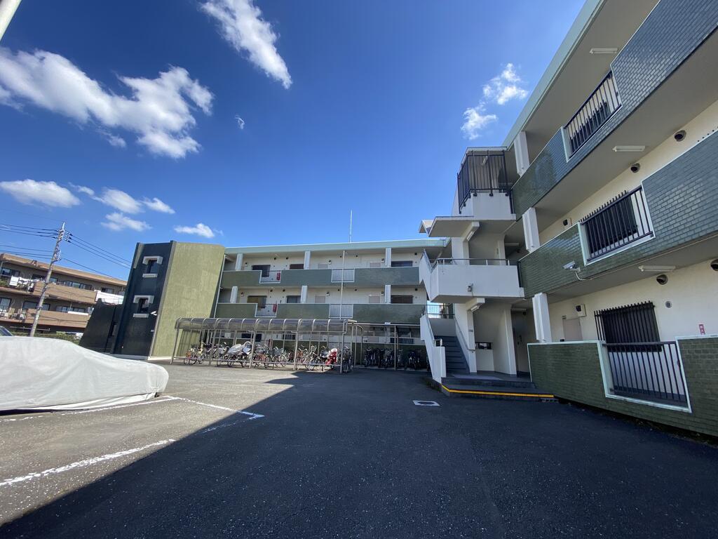 ファミール中原