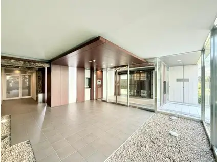 プレミアコンフォート高井戸(2LDK/4階)の外観写真