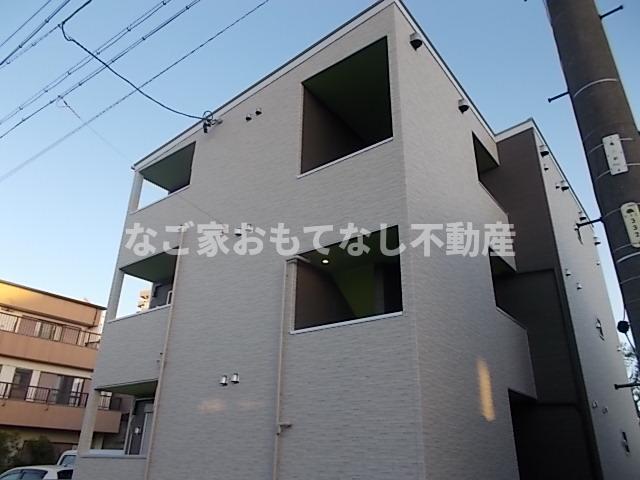 名鉄名古屋本線 東枇杷島駅 徒歩8分 3階建 築8年