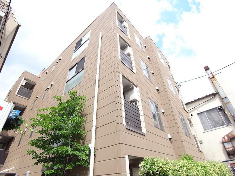 LALAHOUSE