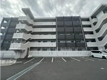 ブランボヌール小倉(2LDK/3階)の間取り写真