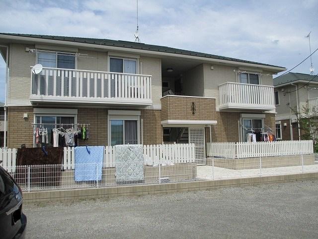 神奈川県平塚市 2階建 築15年