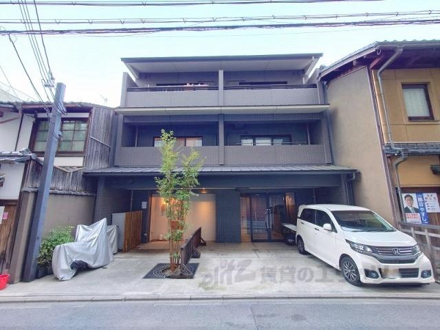 ラフト御所南