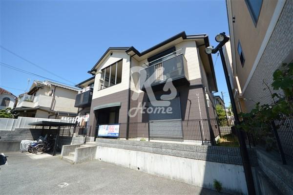 グランシード離宮前