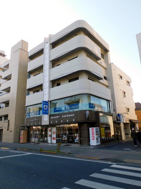 エトアール・アカツカ