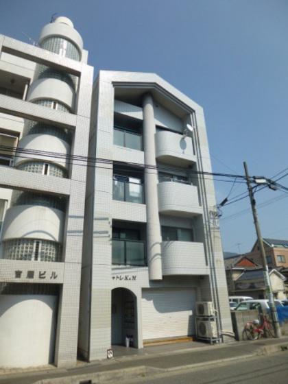シャトレK&M(2DK/2階)