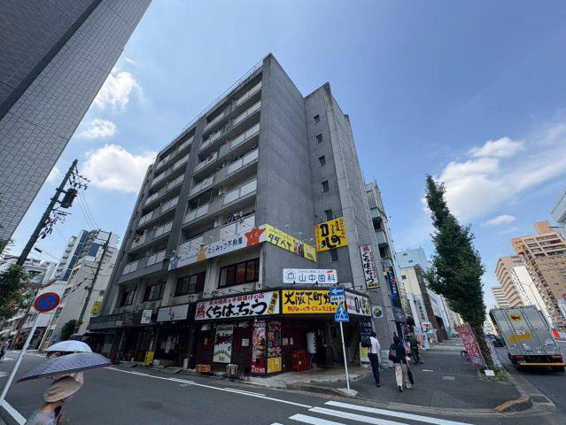万長ビル