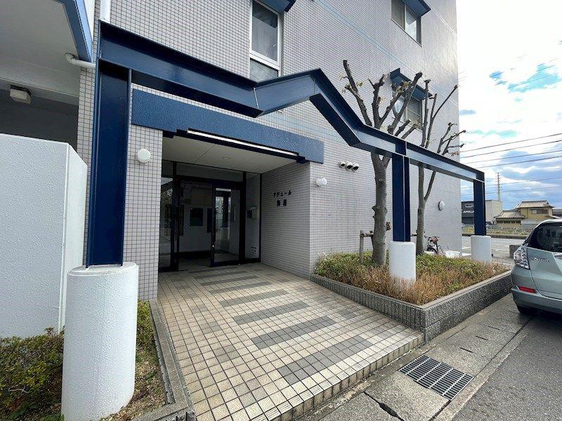 アジュール飾磨