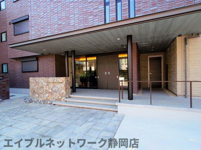 AVANCE東草深ウエスト