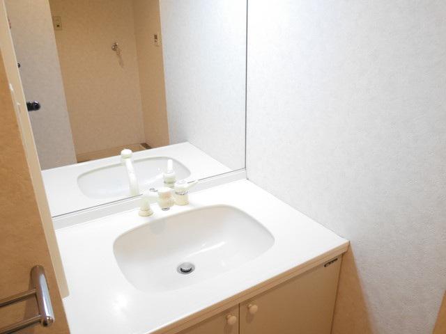 ファミールタワープラザ岡山