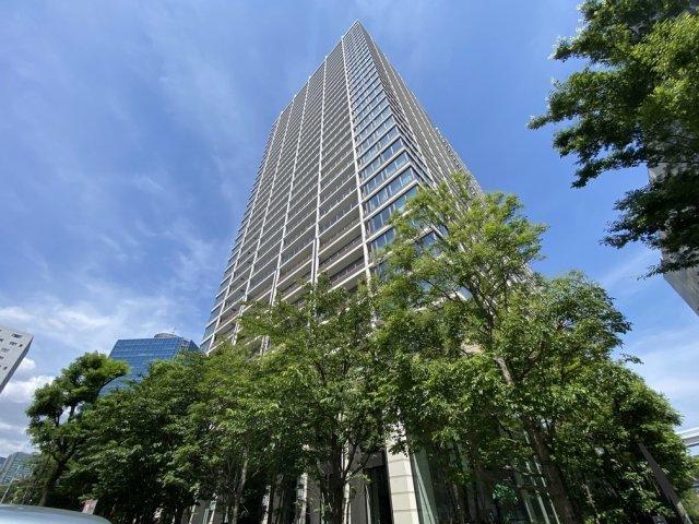 GLOBAL FRONT TOWER