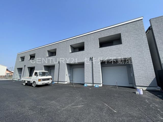 TOMS GARAGE