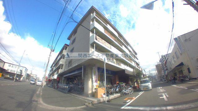 高井田ランプハウス