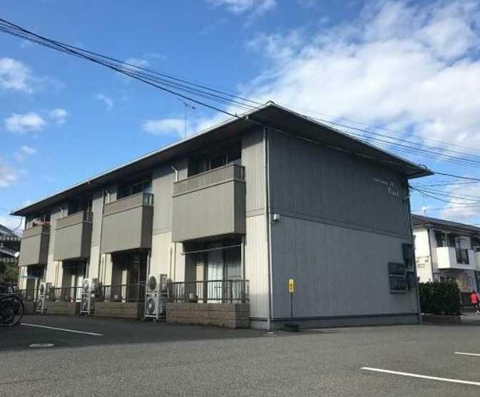 APARTMENT IN イースト