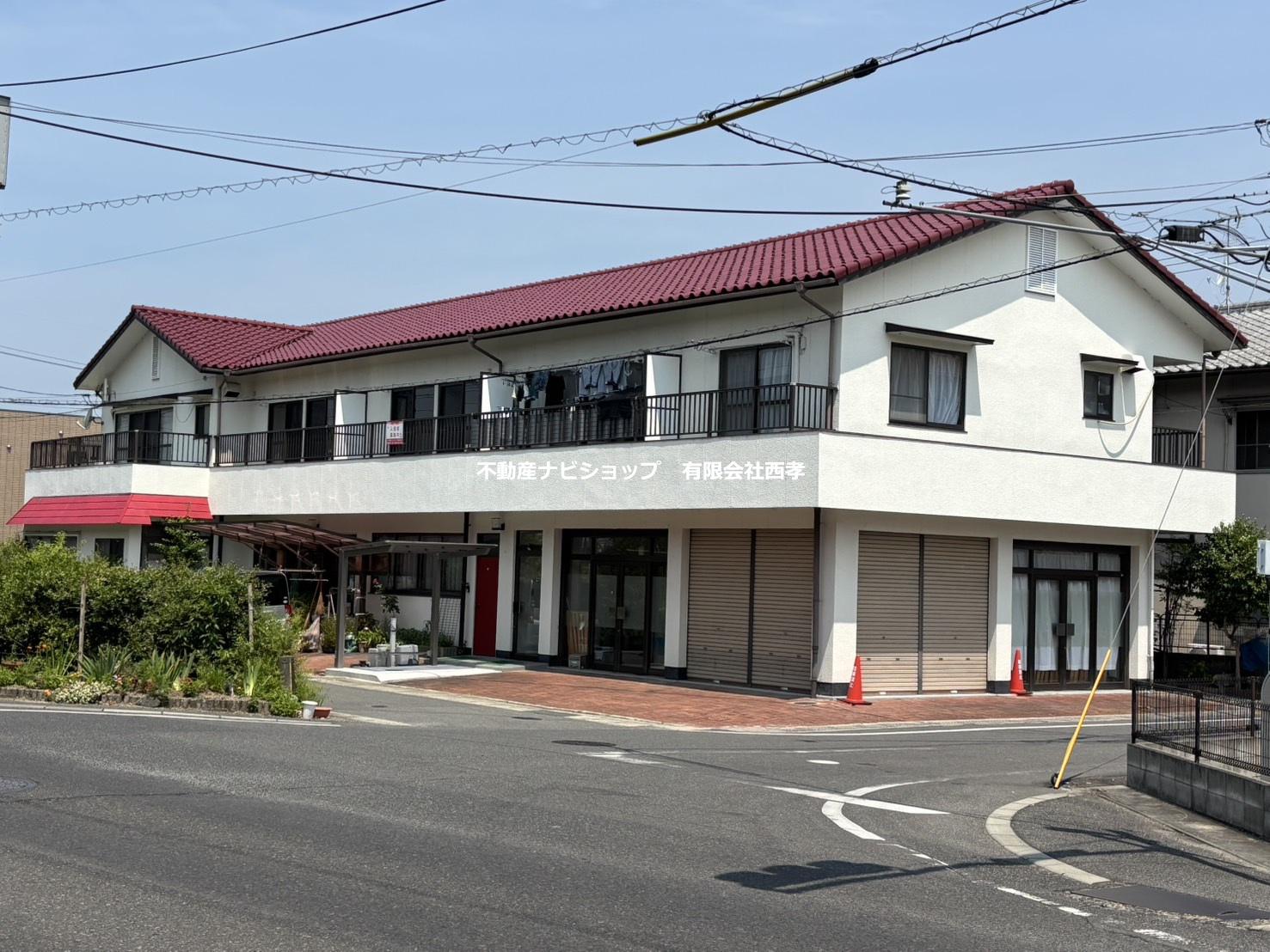 ワインレッドルーフ