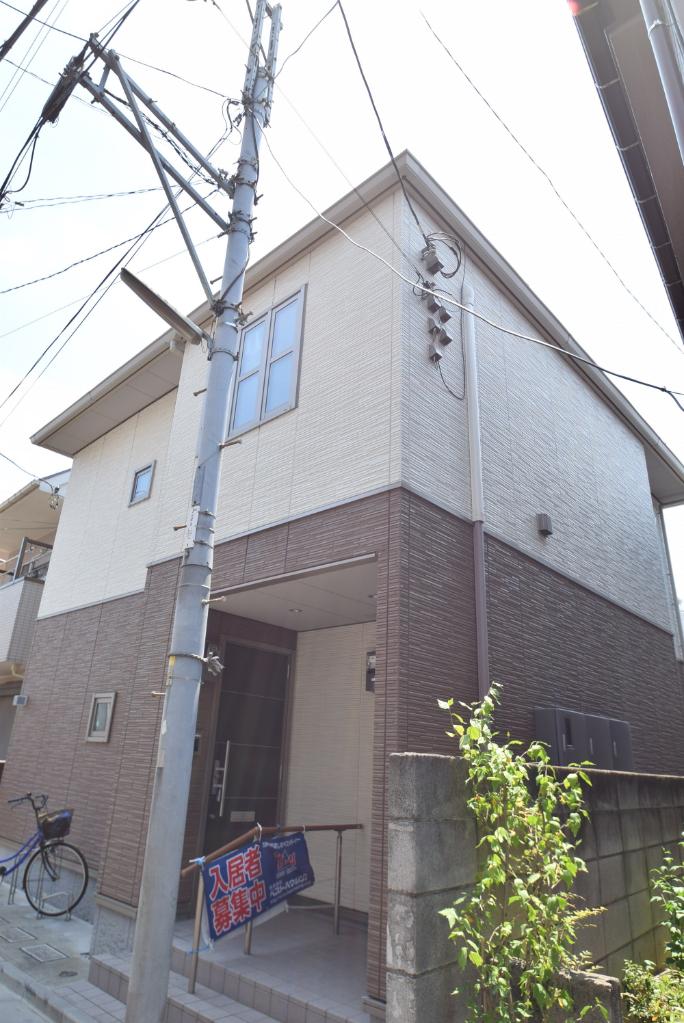 ファミーユ元町