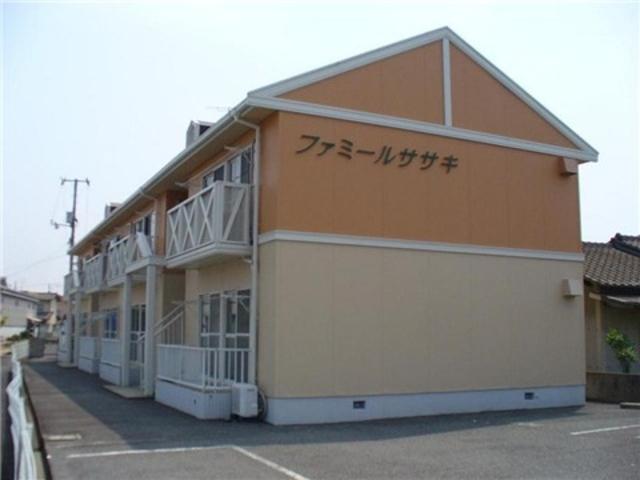 ファミールササキ