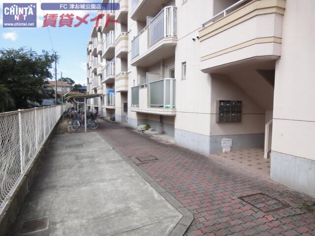 臼井マンション