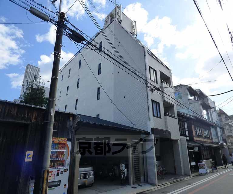 ルポール麩屋町(1LDK/3階)