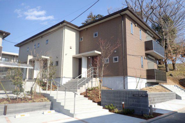 セレニティヒルズ弐番館
