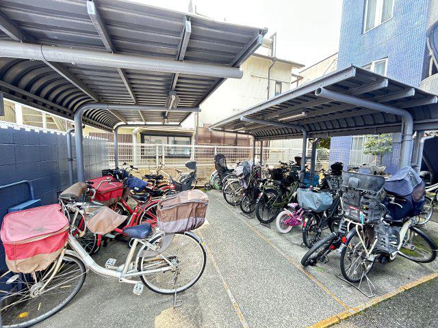 ジオン川口