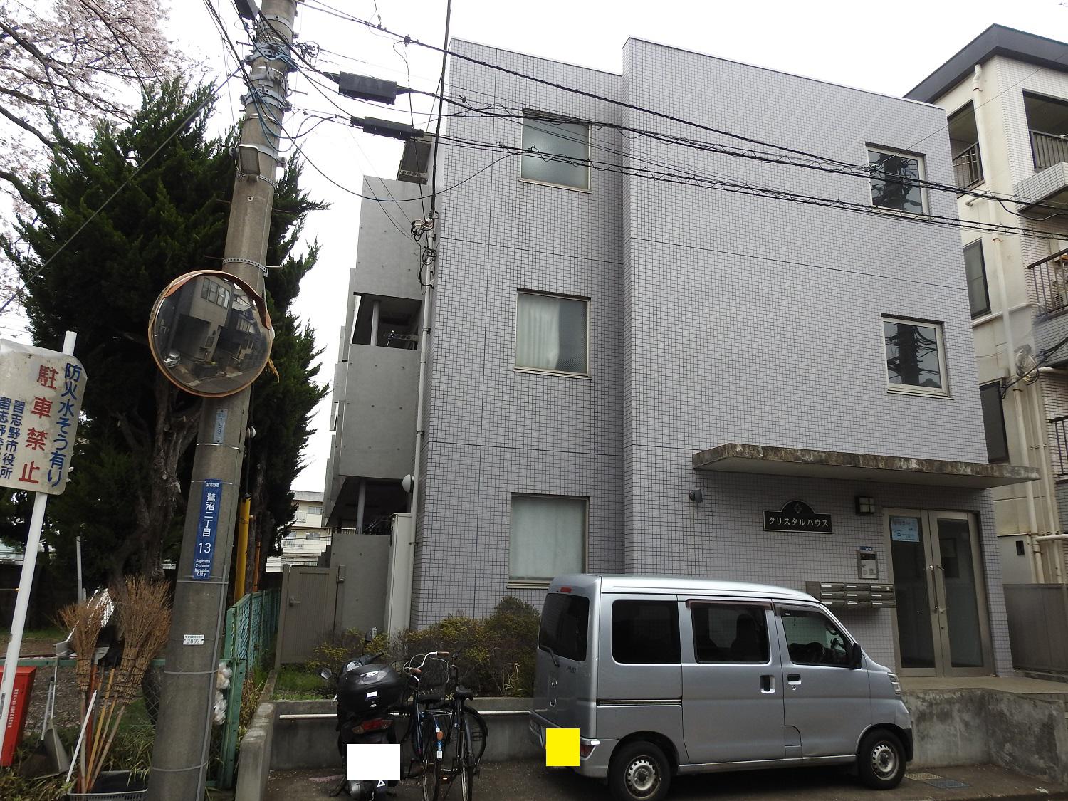 クリスタルハウス