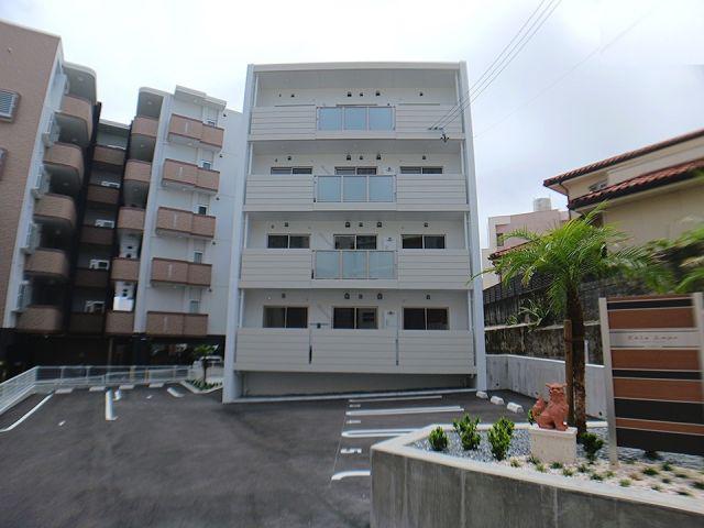 UELA LUXE