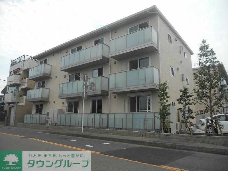 RIVER WIND II
