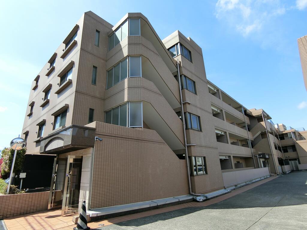 ファミール明大前