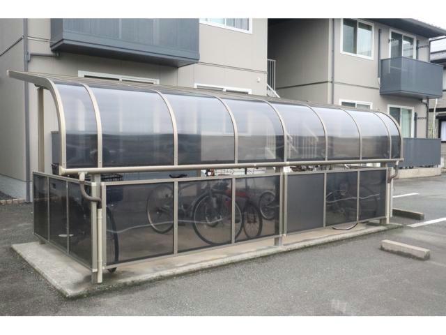 クラージュB棟