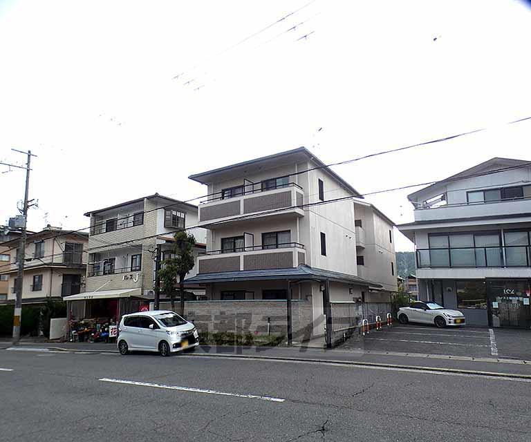 アブレスト岩倉