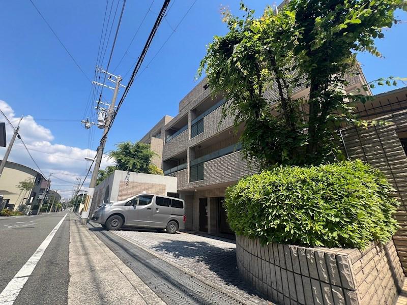芦屋ロイヤルホームズ